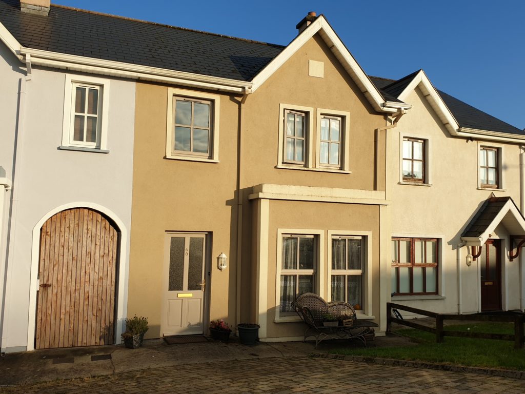 60 Cnoc Na Gaoithe, Lanesboro, Co. Longford N39 KT32