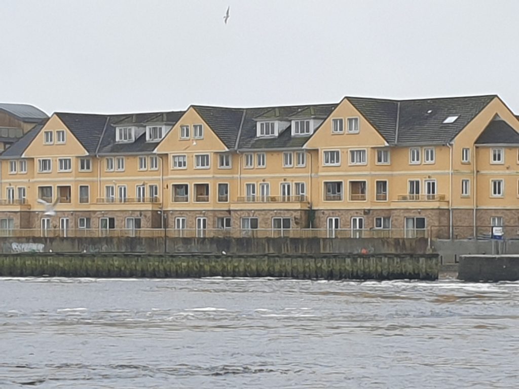 Townhouse, 36 Shannon Weir, Athlone, Co. Westmeath N37 A997
