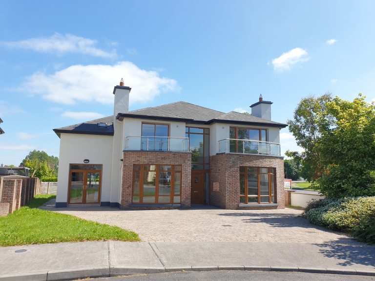 19 Woodberry Court, Golf Links Road, Roscommon Town