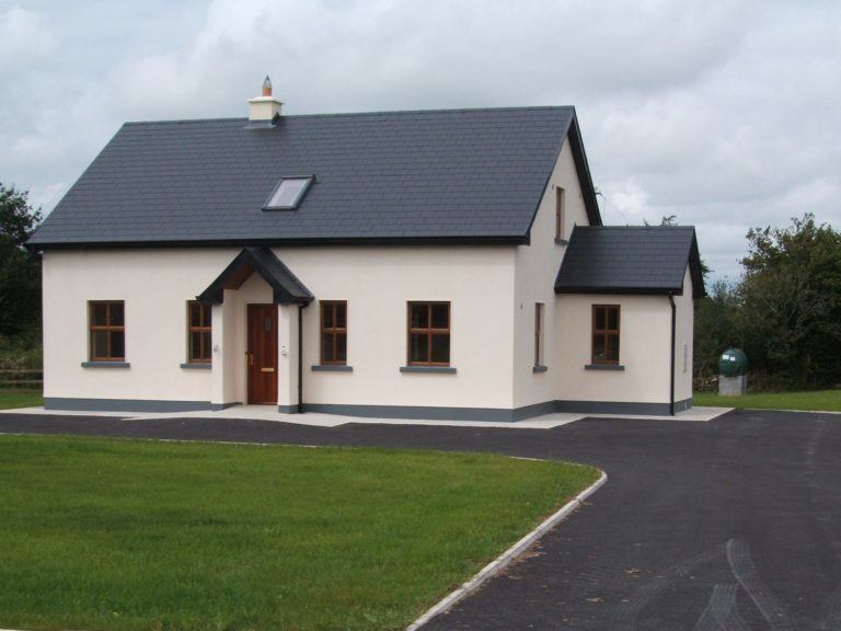 2 Newpark Village, Kiltoom, Co. Roscommon N37 KN56