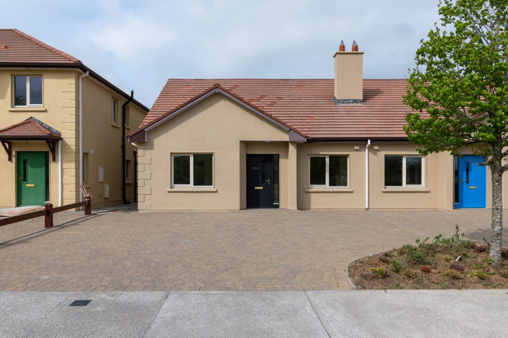 128 Abbeyville, Galway Road, Roscommon Town F42 VE86