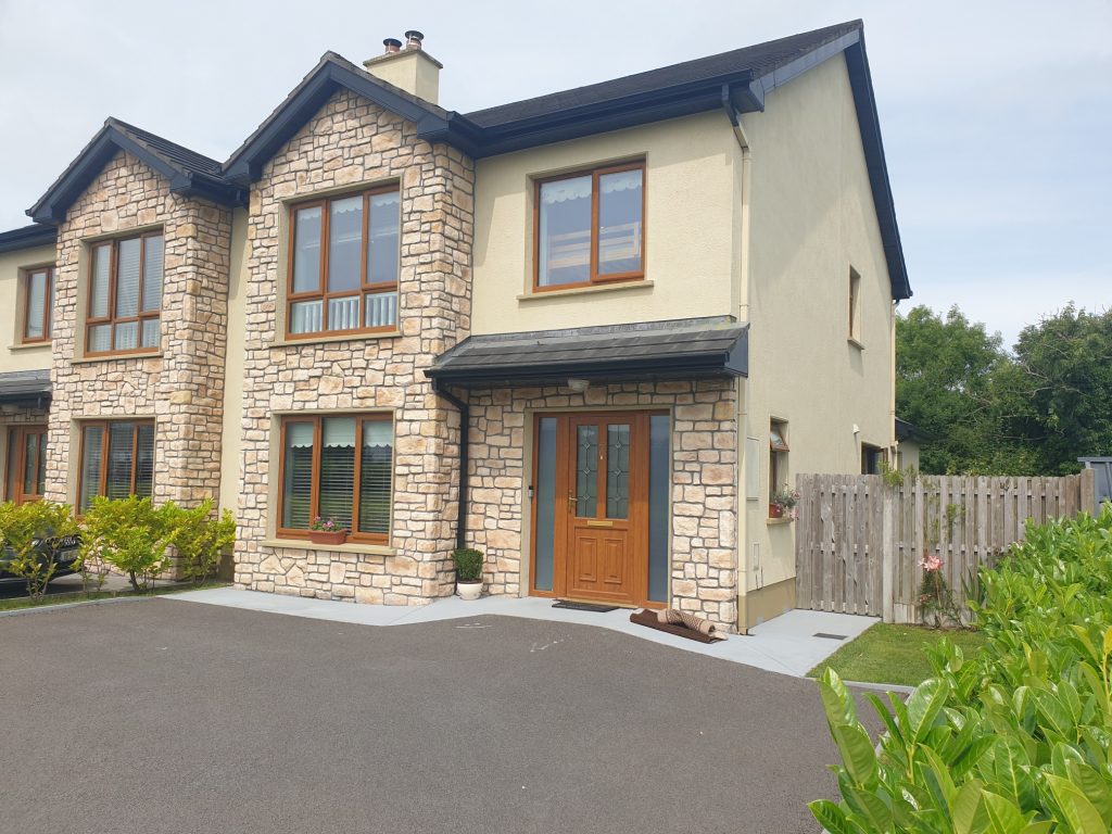 60 Oldwood Ardsallagh Roscommon Co. Roscommon F42 EH99