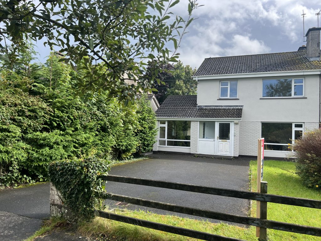 10 Willow Park Crescent, Athlone, Co. Westmeath N37 T2W8