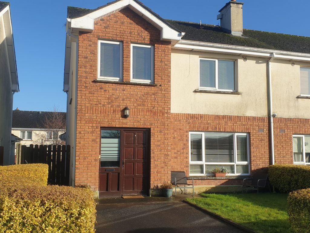 12 Shannon Grove Ballyleague, Lanesborough Co. Longford