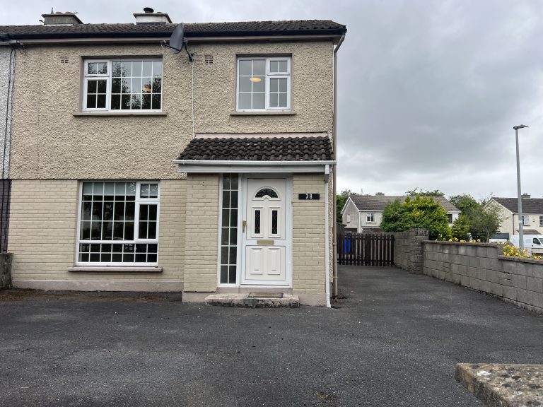 38 Hillcourt, Cartrontroy, Athlone, Co Westmeath, N37 P232
