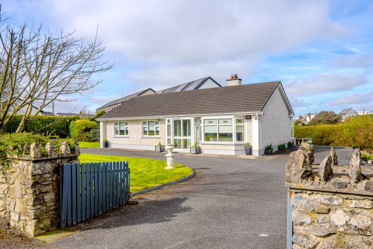 Arcadia, Athlone, Co Westmeath, N37 HH70