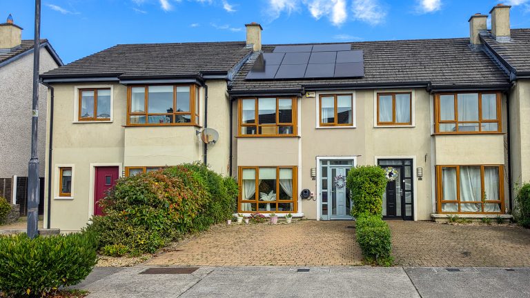 100 The Orchard, Athlone, Co Westmeath, N37 C7P3